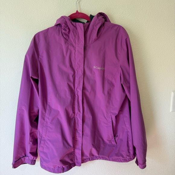 Columbia Women’s Arcadia rain jacket - Picture 1 of 4